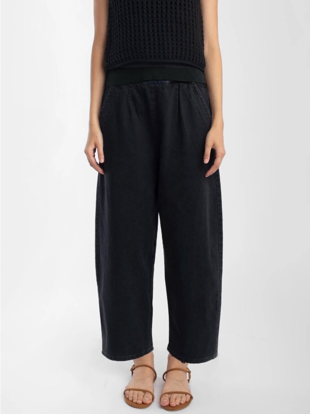 NWT Micaela Greg Faded Black Barrel Pant Size Small